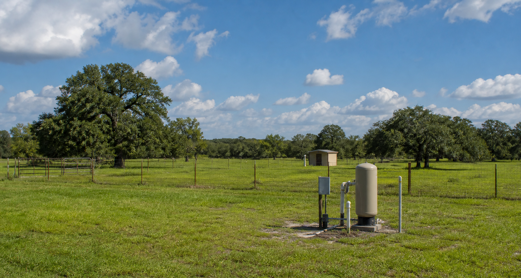 Waller County Texas acreage homesite with private well planning context
